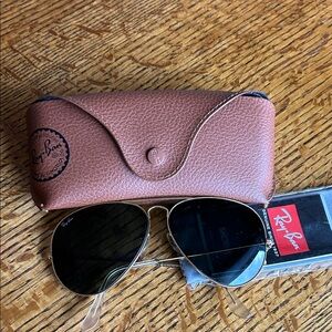 Ray-Ban Classic Gold and brown Aviator Classic Sunglasses